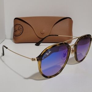 Ray-Ban Sunglasses RB4253
